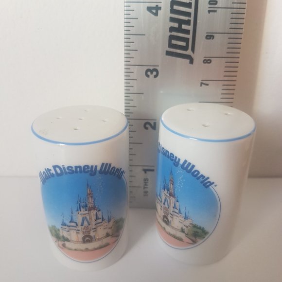 Vintage Walt Disney World Salt and Pepper Shakers with Cinderella’s Castle Japan - Picture 8 of 11